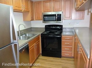 10540 Midvale Ave N #N, Seattle, WA 98133