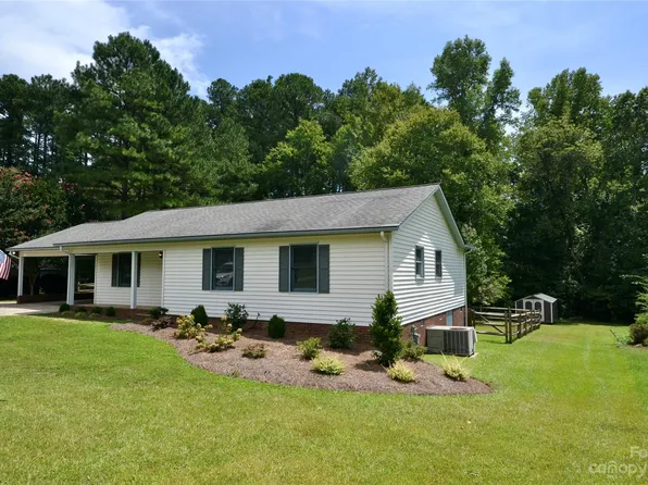 613 Mulberry Ln, Salisbury, NC 28146