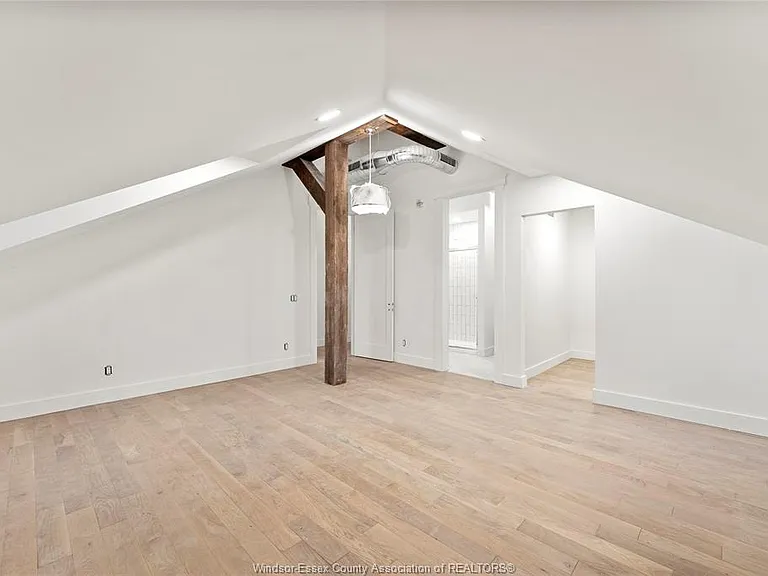247 Brock St #401 — Photo 21