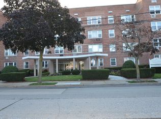 100 S. Ocean Ave #2T, Freeport, NY 11520