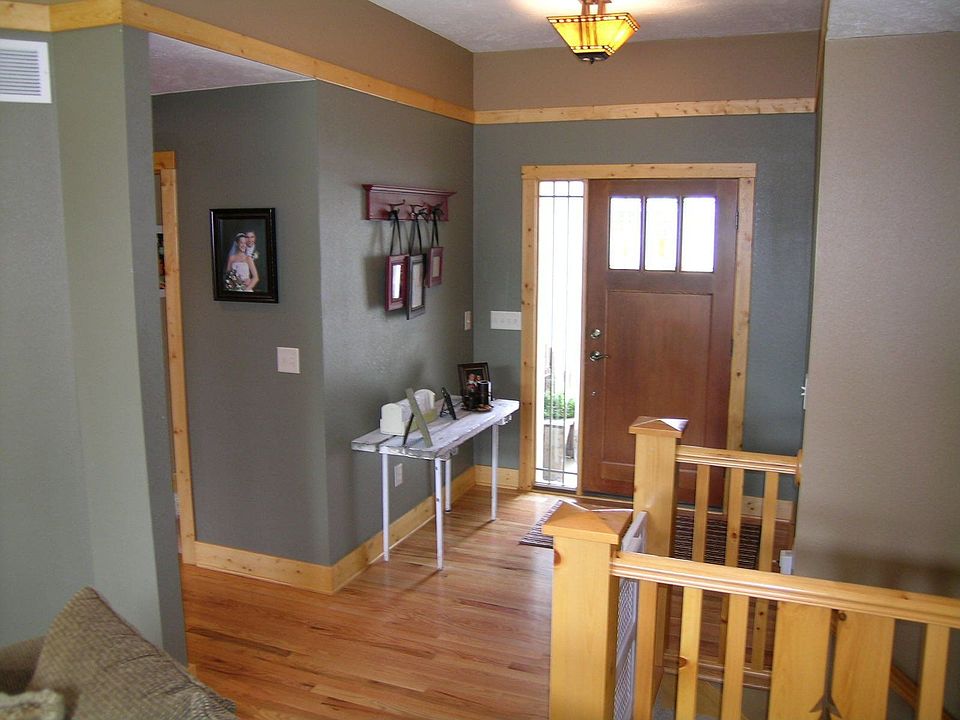 Large inviting entryway