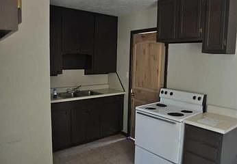 2nd image of 3216 SE 21st St