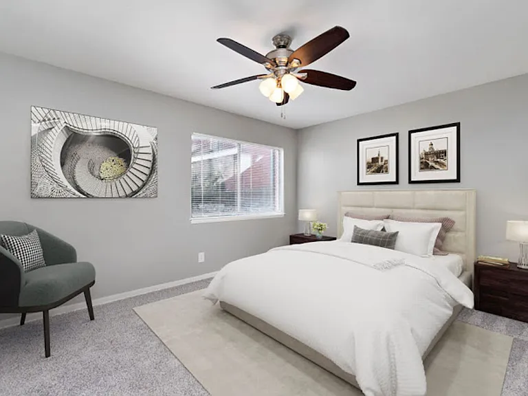 Chapel Hill KC Apartments — Photo 8