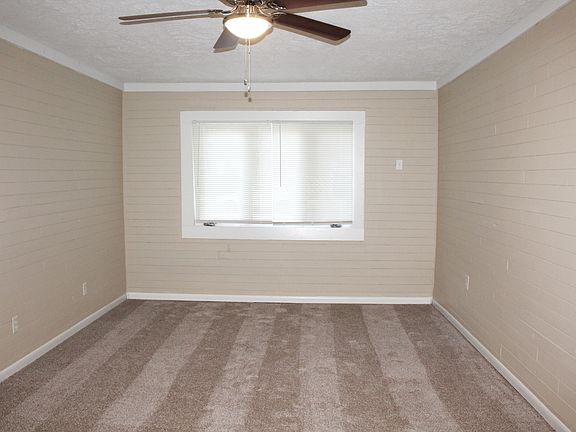4th image of 11320 McDowell Dr