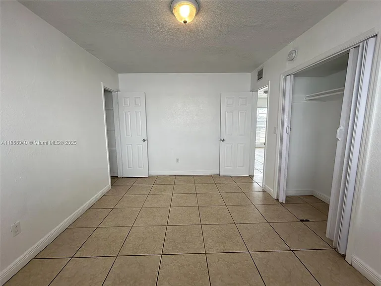 8287 NE Miami Ct #101 — Photo 7