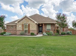 215 Cheyenne Trl N, Rhome, TX 76078