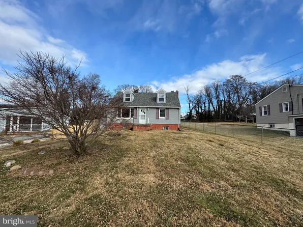 2716 Alderwood Ave, Baltimore, MD 21227