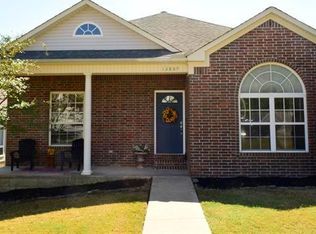 12809 Arthur Ln, Little Rock, AR 72211