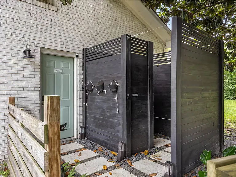 4525 Noland Dr — Photo 15