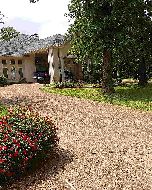 1st image of 785 County Road 1401