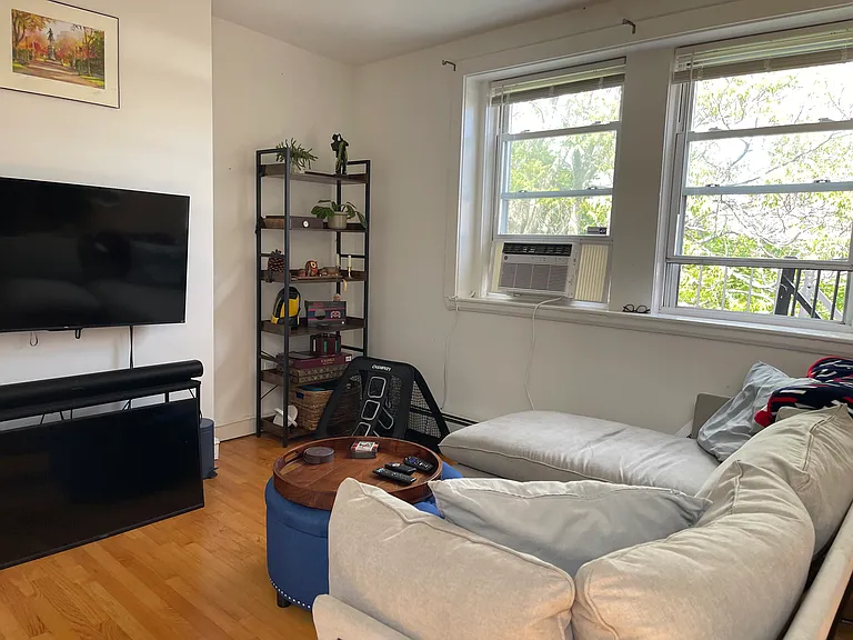 595 Tremont St #4 — Photo 4