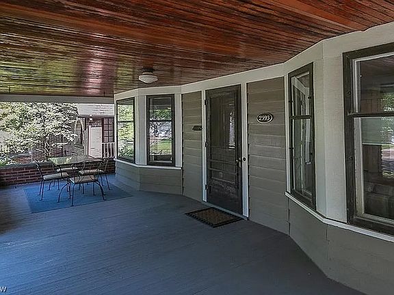 3rd image of 2593 Canterbury Rd