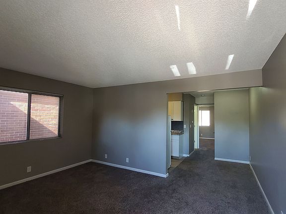 2nd image of 941 Washington St APT 14