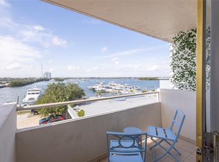 7904 West Dr APT 304, North Bay Village, FL 33141