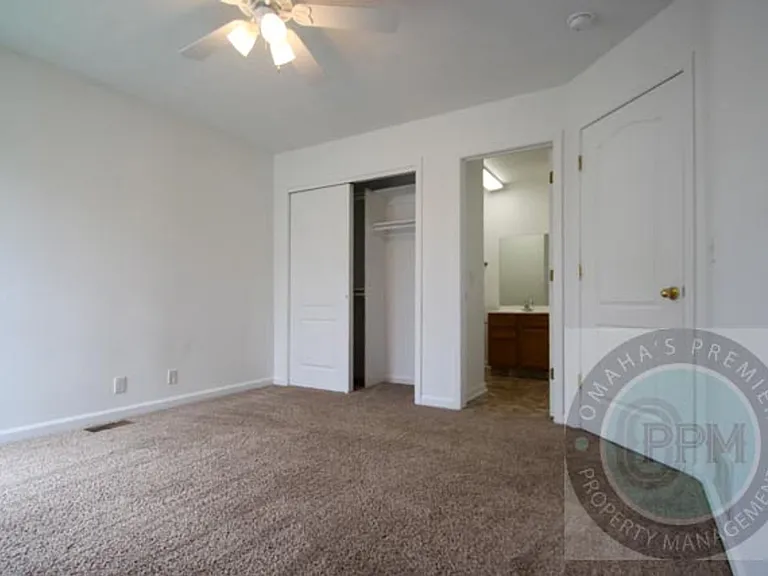 4935 N 17th St — Photo 10