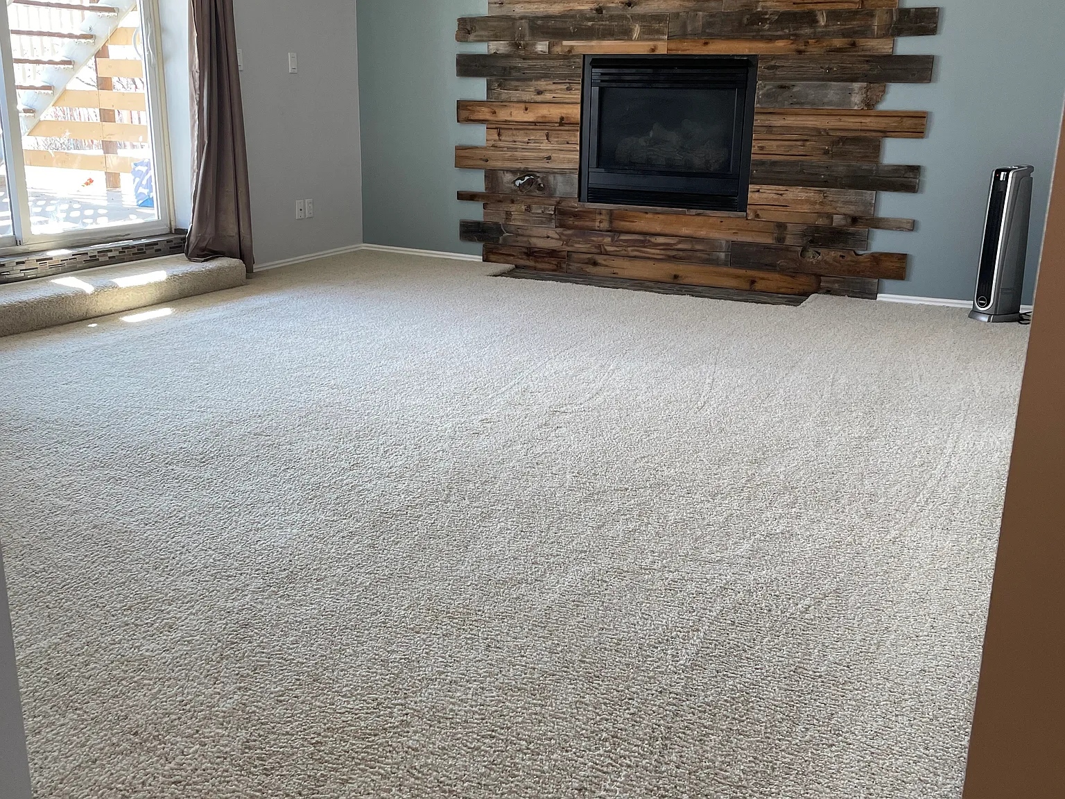 2 bed, 1300 sqft, $1,700 — Photo 2