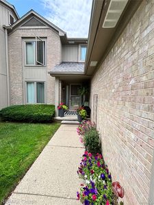 29640 Vista Ct, Farmington, MI, 48331