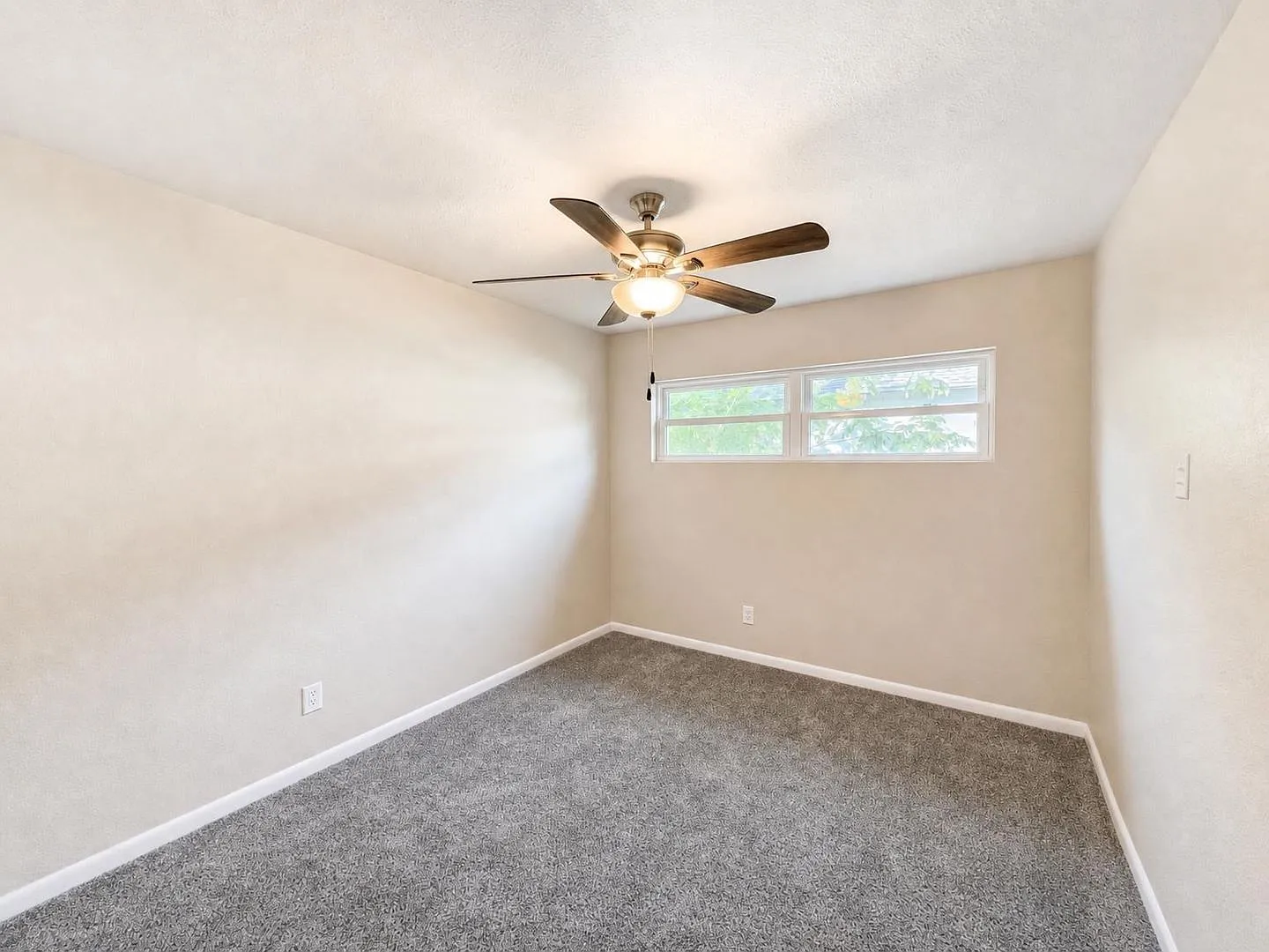Beautifully Remodeled Home in Highland Park Addition! — Photo 4