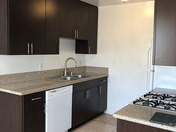 2nd image of 712 W Beach Ave APT 3