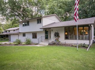 5701 Drake St, Midland, MI 48640