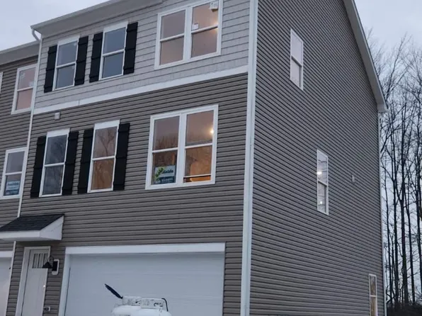 739 Hardman Dr, Morgantown, WV 26501