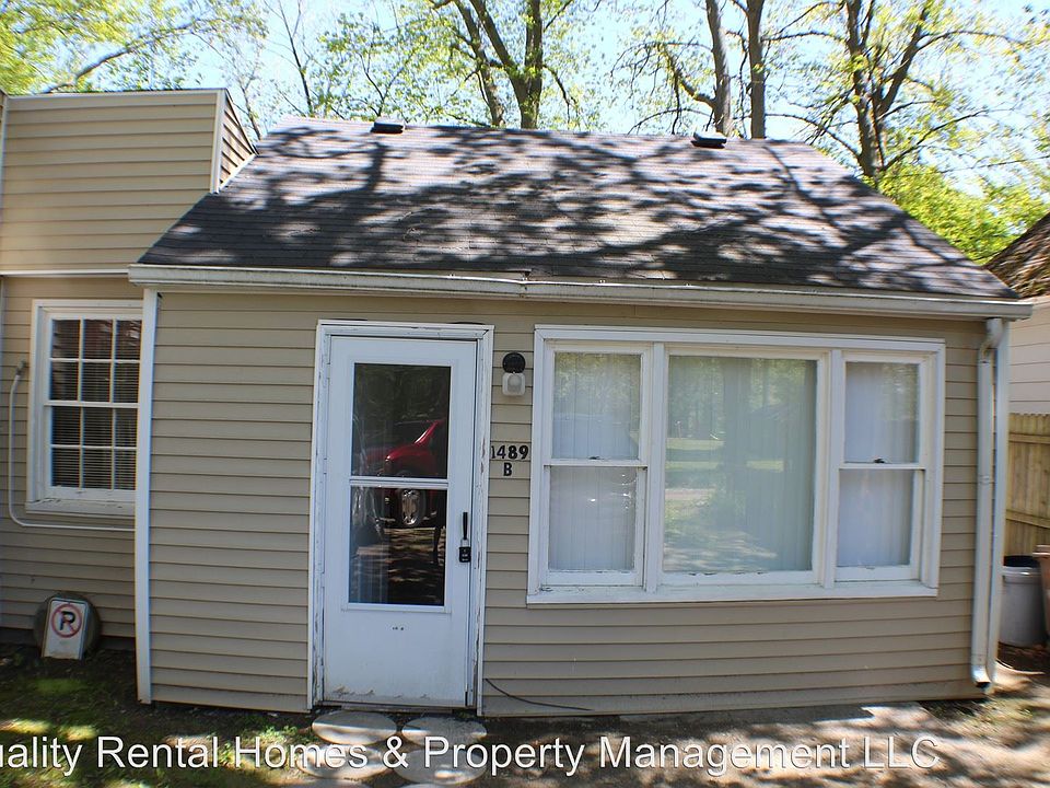 1st image of 1489 East Dr #B