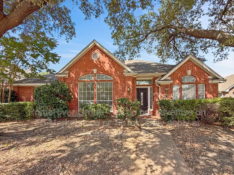 1429 Honey Locust Dr