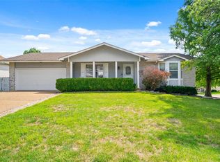 1 Pinnacle Pl, Saint Charles, MO