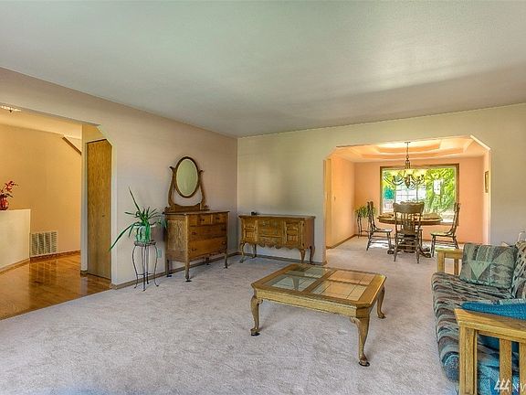 4th image of 3711 S 279th Pl