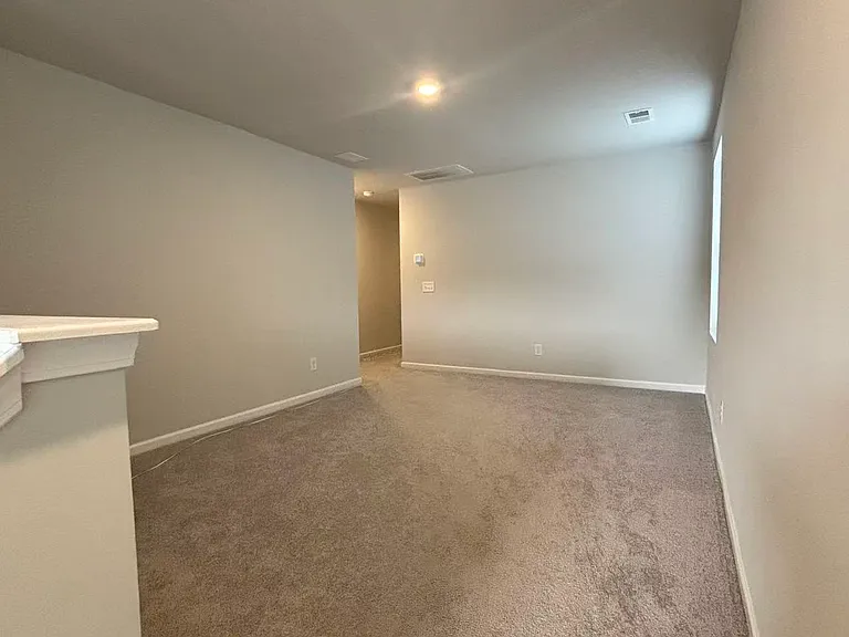 152 Bottlebrush Dr — Photo 5