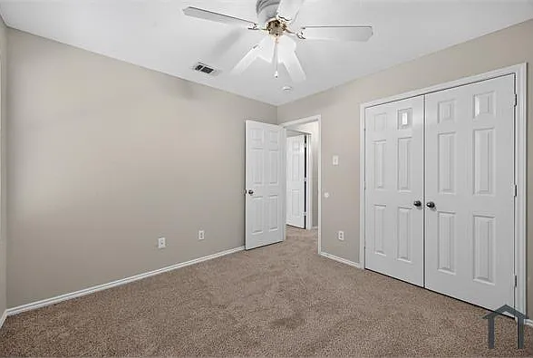 515 Harding Ln — Photo 21