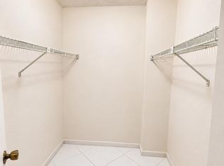 2802 N 46th Avenue #B318, Hollywood, FL 33021