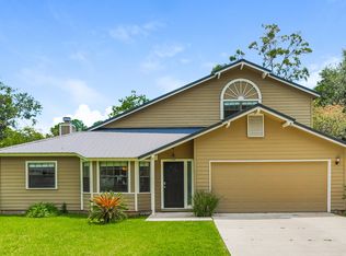 6145 Island Forest Dr, Fleming Island, FL 32003