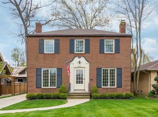 13465 Lake Ave, Lakewood, OH 44107