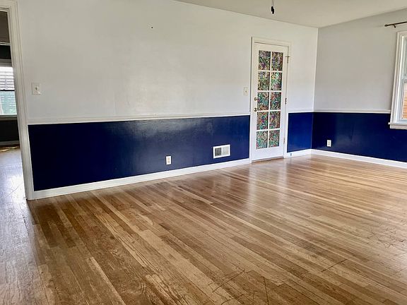 5th image of 1128 Sunnymede Ave