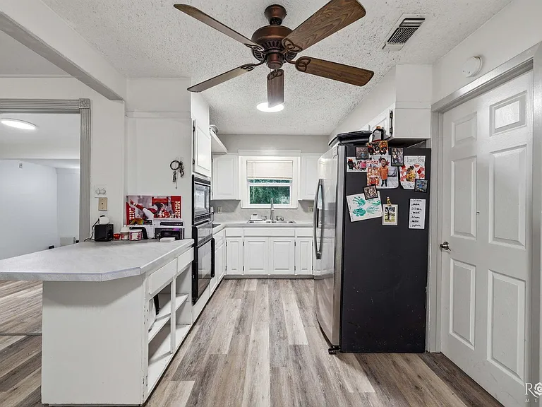 213 Twin Oaks Dr — Photo 20