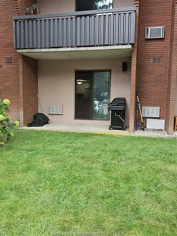 2 bed, $1,700 — Photo 2
