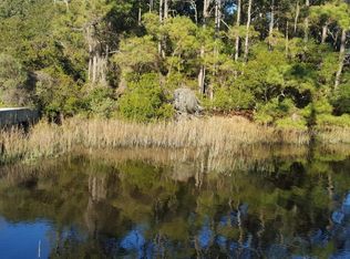 108 SW 15th St, Oak Island, NC 28465