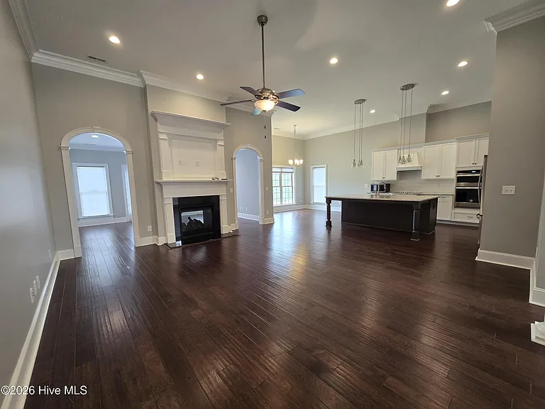 225 Jack Pl — Photo 6
