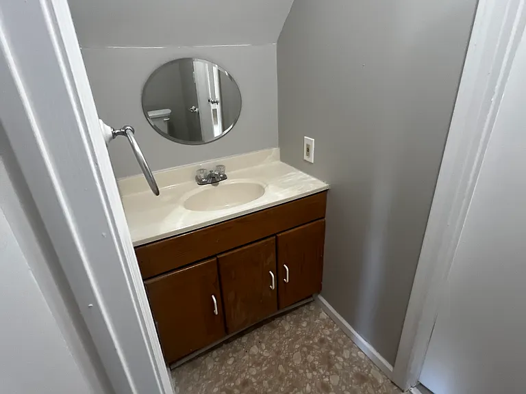 813 Saint Louis Ave — Photo 21