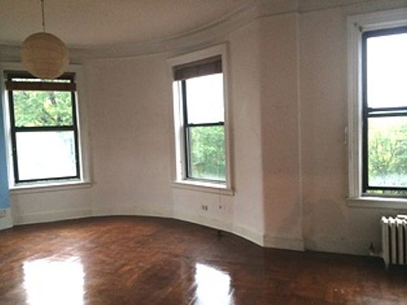 3rd image of 418 Central Park W APT 42