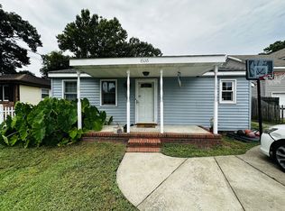 1528 Hazel Ave, Chesapeake, VA 23325