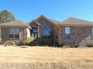 8819 Pinnacle Valley Rd, Little Rock, AR 72223