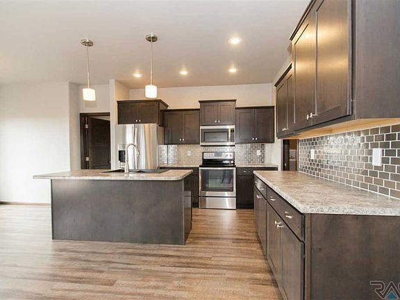 2nd image of 6325 S Badlands Ct