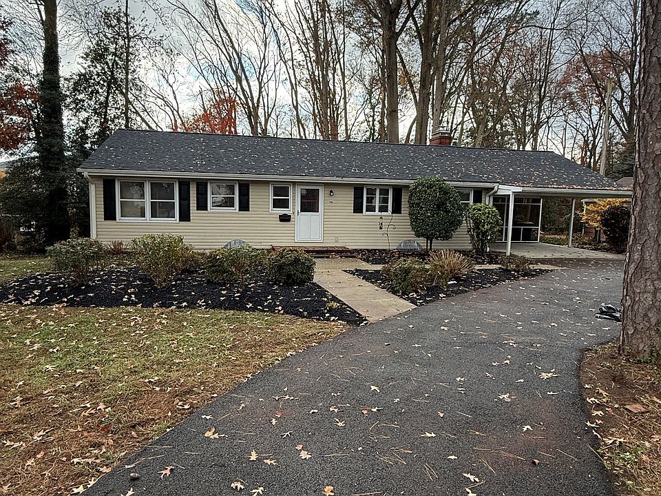 1st image of 98 Lynnhaven Dr