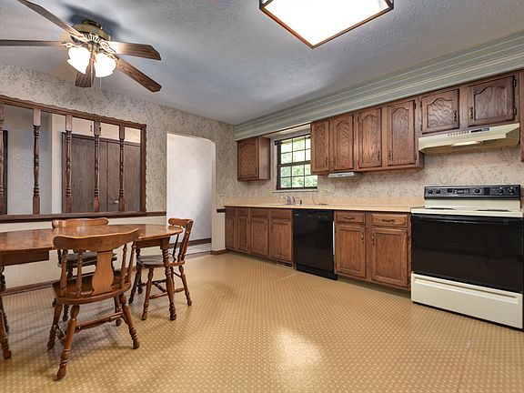5th image of 5940 Wild Oak Dr