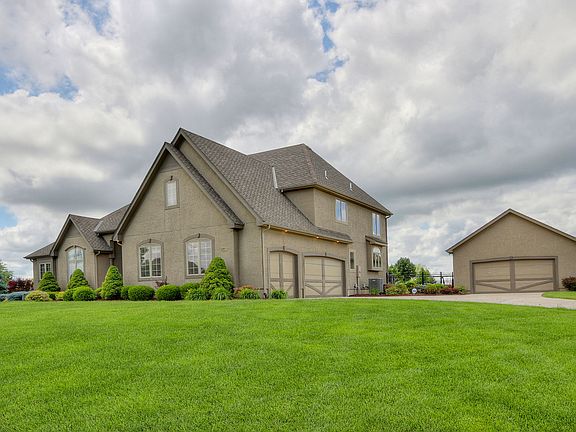 Additional Detached garage