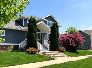 1242 Woodbridge Trl, Waunakee, WI 53597