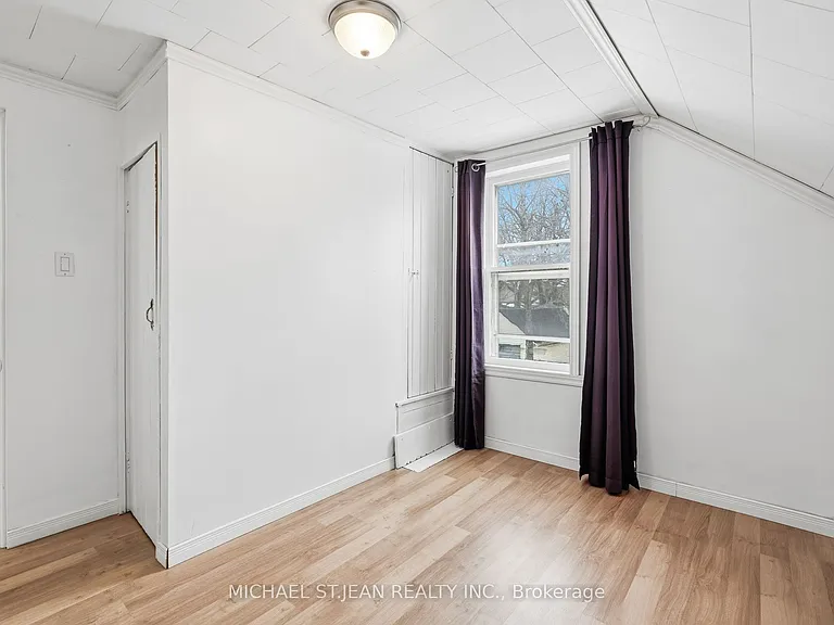 20 York St — Photo 30