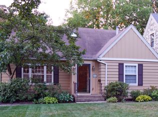 526 60th St, Des Moines, IA 50312